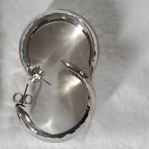 Silver hammered hoop 90s vintage earrings